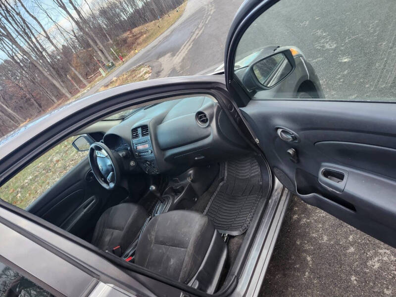 2017 Nissan Versa 1.6 S Plus
