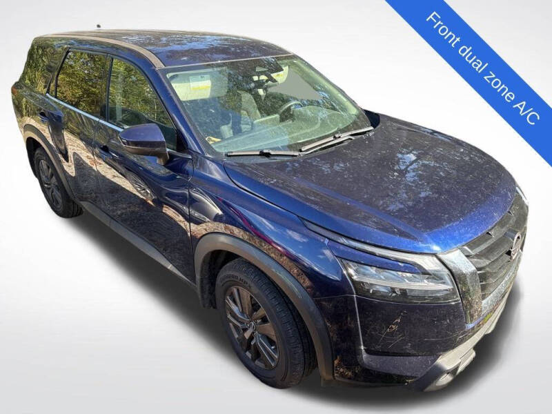 2022 Nissan Pathfinder S