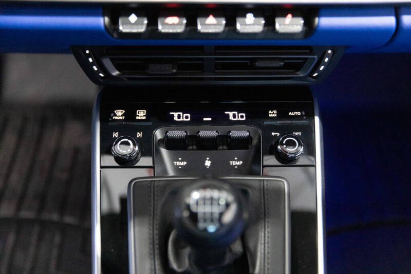 2023 Porsche 911 Carrera GTS