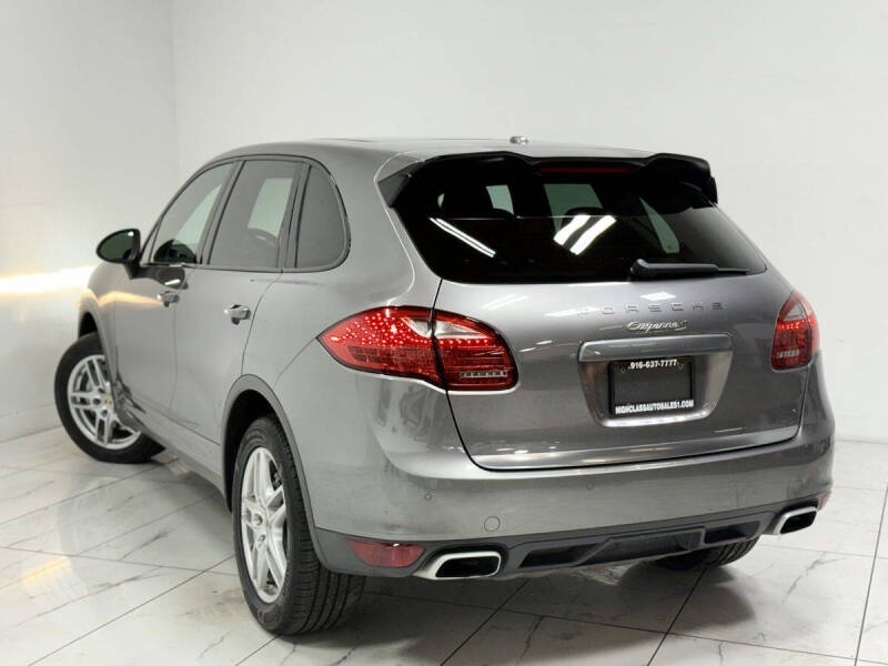 2012 Porsche Cayenne S