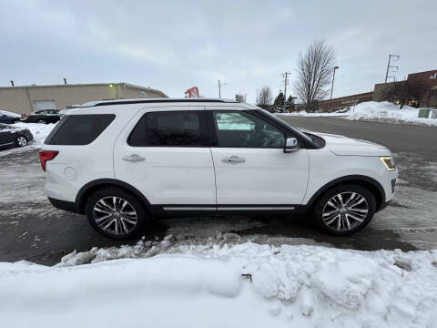 2017 Ford Explorer Platinum