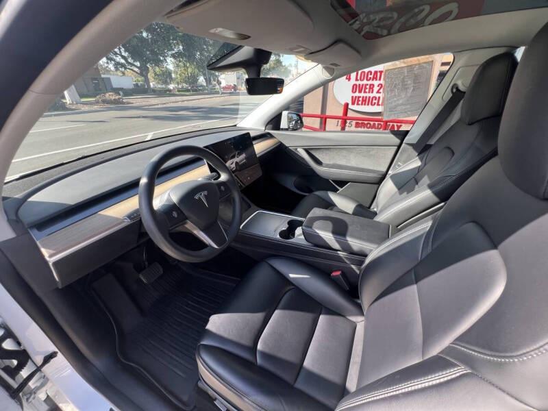 2022 Tesla Model Y Long Range