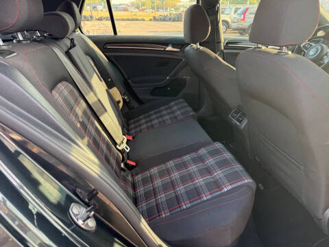 2016 Volkswagen Golf GTI S