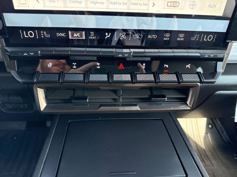 2024 GMC HUMMER EV 2X