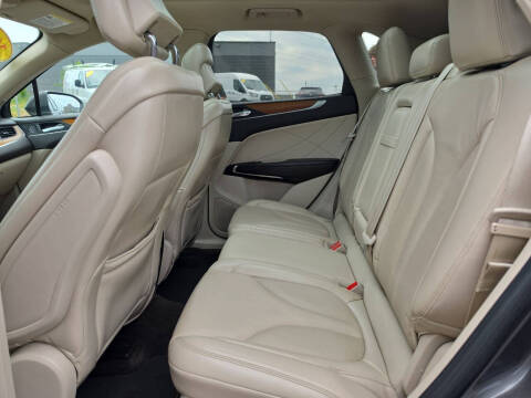 2017 Lincoln MKC Select