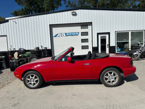 1994 Mazda MX-5 Miata for sale at A & B AUTO SALES in Chillicothe MO