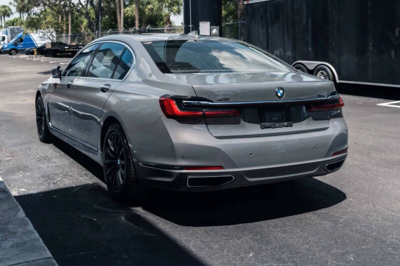 2022 BMW 7 Series 740i xDrive