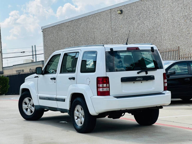 2011 Jeep Liberty Sport
