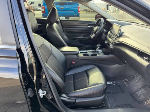 2022 Nissan Altima 2.5 SR