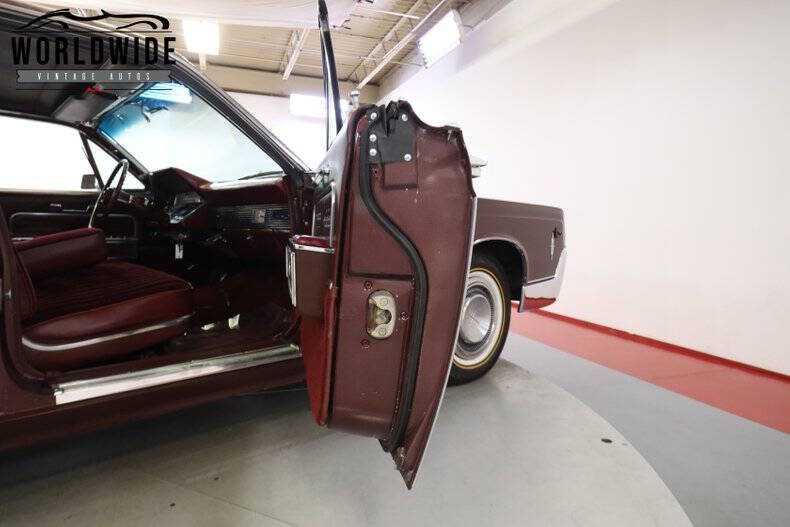 1966 Lincoln Continental