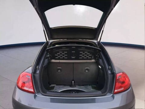 2014 Volkswagen Beetle 1.8T Entry PZEV