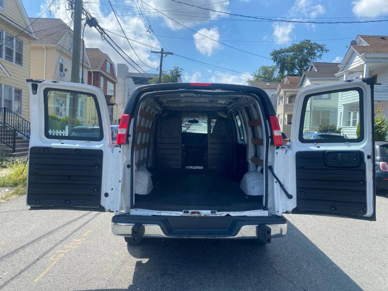 2019 Chevrolet Express 2500