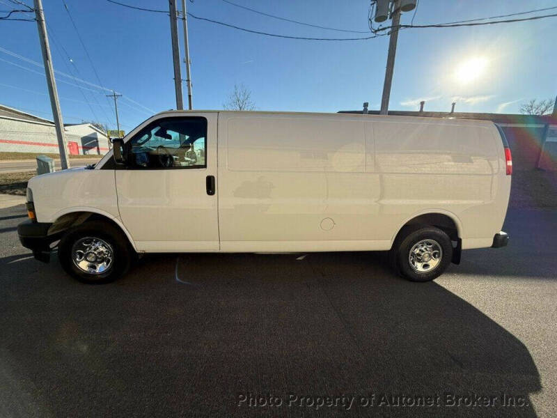 2020 Chevrolet Express 3500