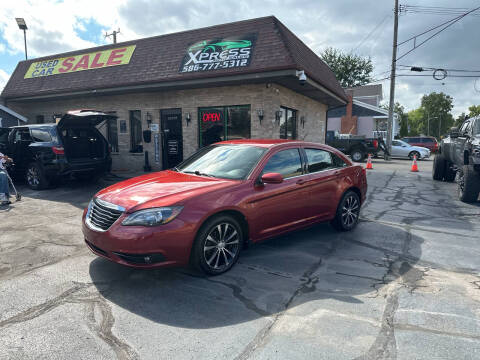 2013 Chrysler 200 Touring