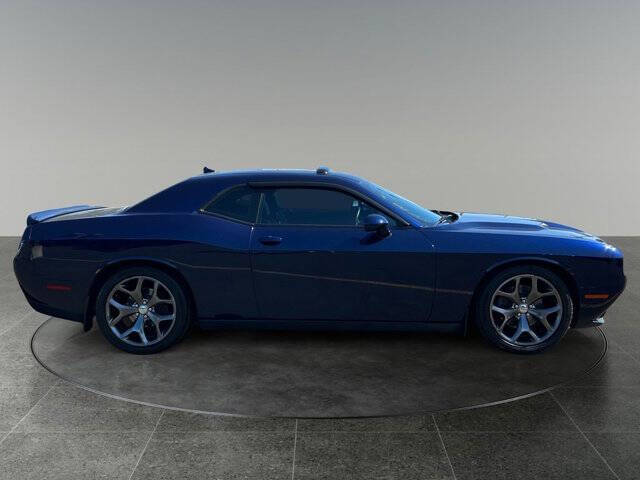 2015 Dodge Challenger SXT Plus