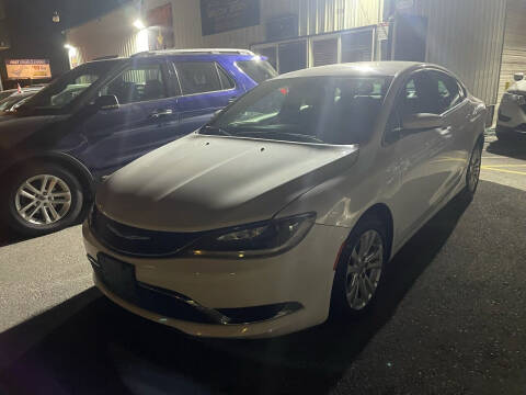 2016 Chrysler 200 for sale at BELOW BOOK AUTO SALES in Idaho Falls ID