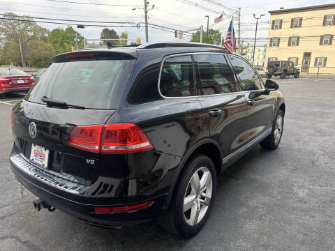 2014 Volkswagen Touareg V6 Lux