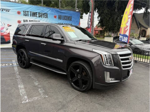 2017 Cadillac Escalade Standard