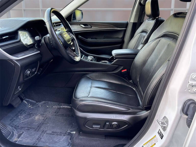 2022 Jeep Grand Cherokee Limited