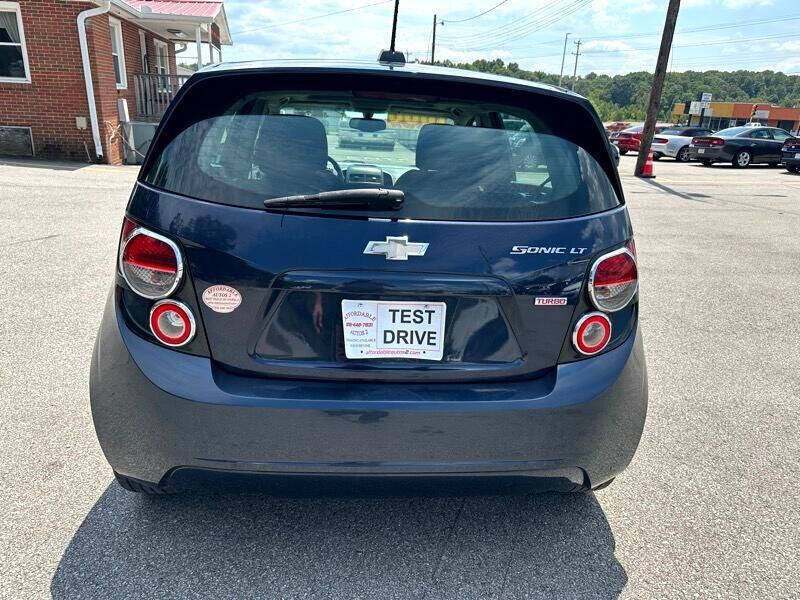 2015 Chevrolet Sonic LT Auto