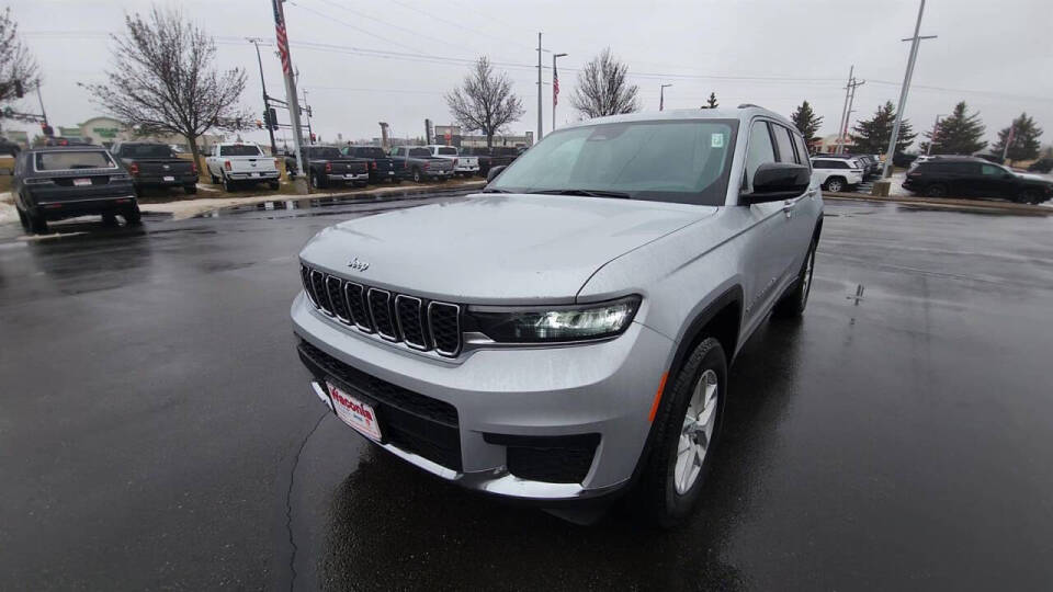 2024 Jeep Grand Cherokee L for sale at Victoria Auto Sales in Victoria, MN