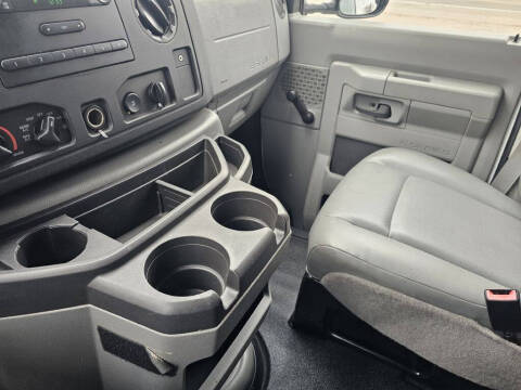 2014 Ford E-Series E-250