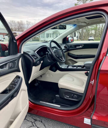 2019 Ford Edge Titanium