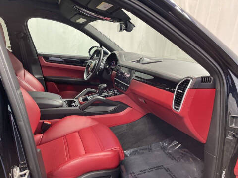 2022 Porsche Cayenne