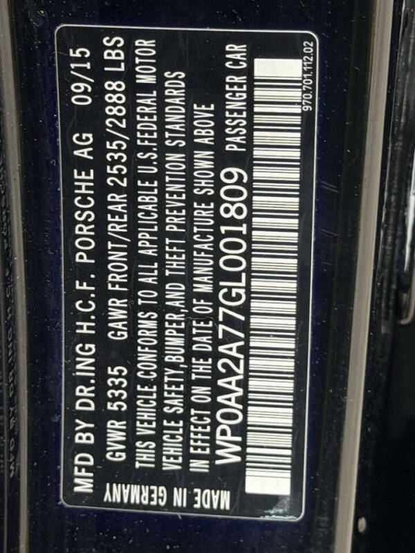 2016 Porsche Panamera 4 Edition