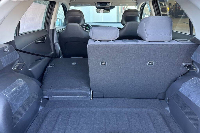 2026 Kia Niro LX