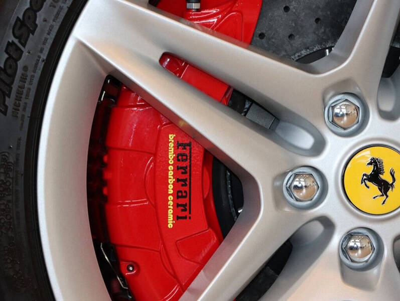 2023 Ferrari SF90 Spider