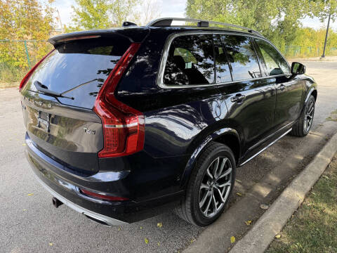 2016 Volvo XC90 T6 Momentum