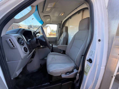 2017 Ford E-Series E-350 SD