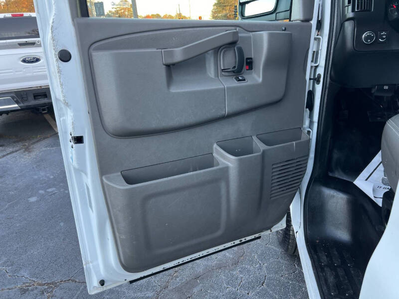 2020 Chevrolet Express 2500