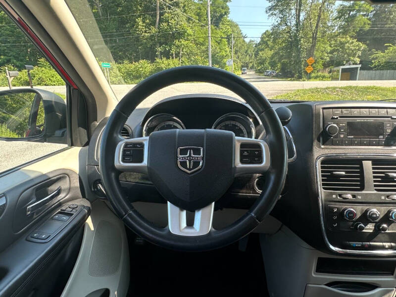2013 Dodge Grand Caravan American Value Package