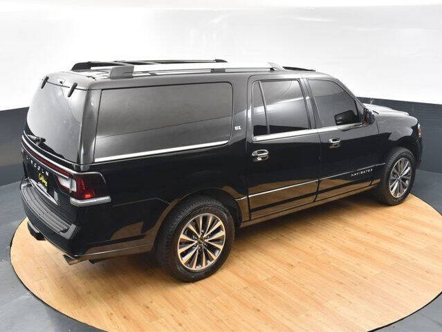 2017 Lincoln Navigator L Select
