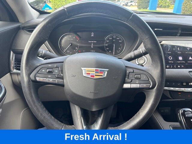 2023 Cadillac XT4 Luxury
