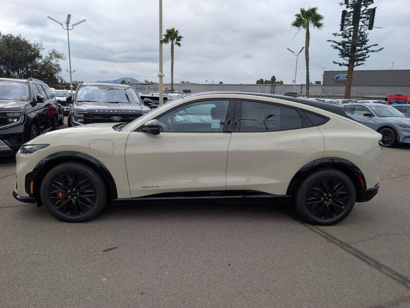 2025 Ford Mustang Mach-E Premium