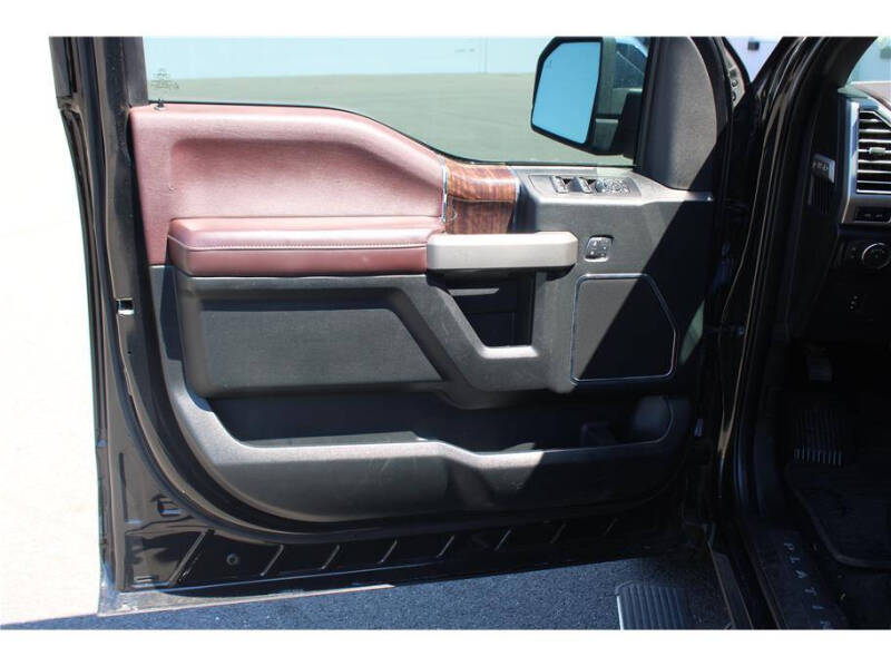 2015 Ford F-150 Platinum