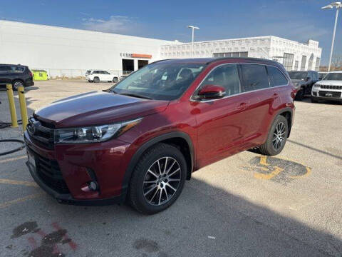 2017 Toyota Highlander SE