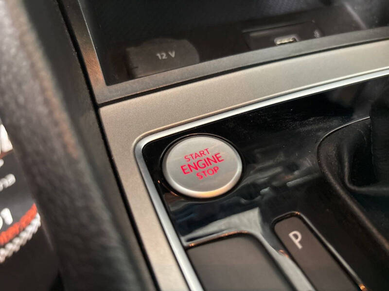 2020 Volkswagen Passat R-Line