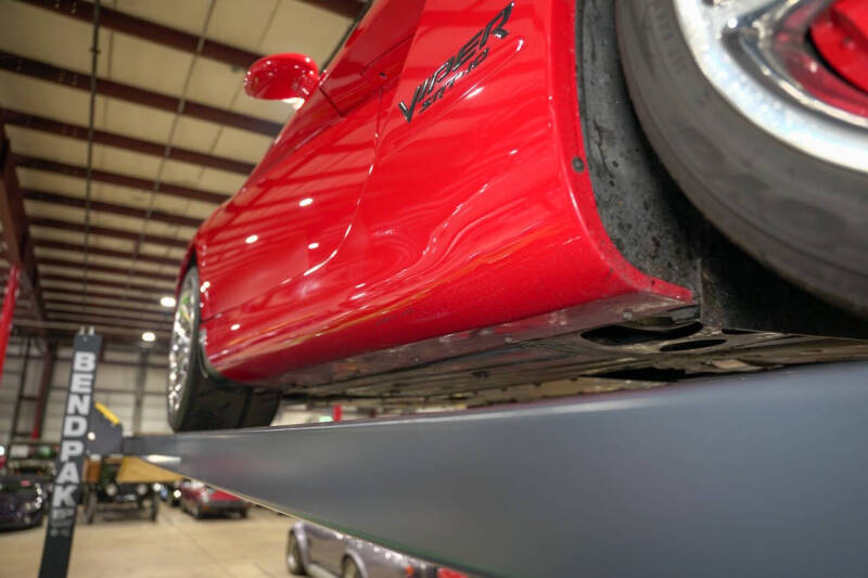 2004 Dodge Viper SRT-10