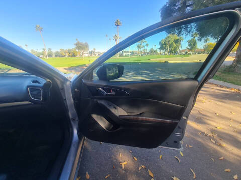 2015 Mazda MAZDA3 s Touring