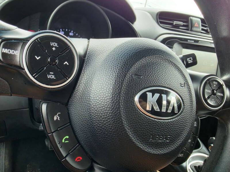 2019 Kia Soul +