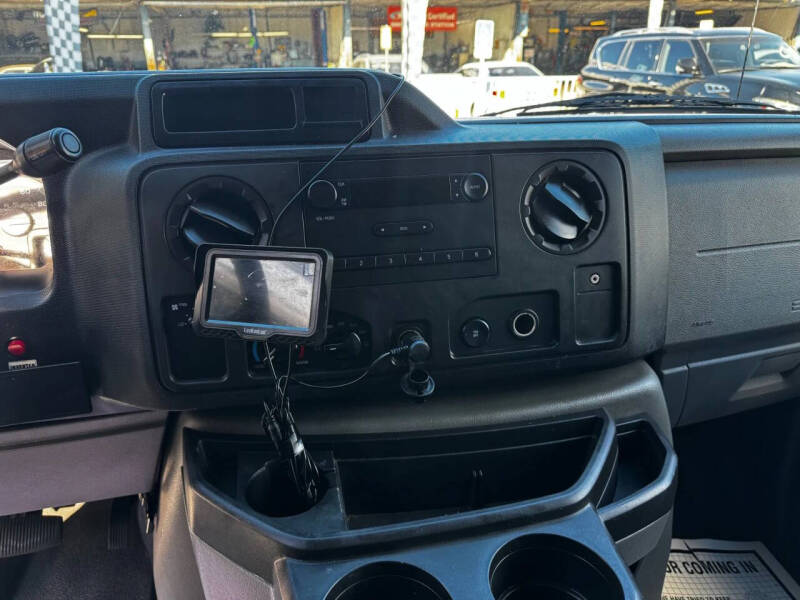 2013 Ford E-Series E-150