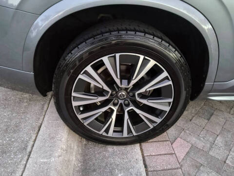 2020 Volvo XC90 T5 Momentum