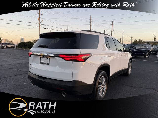 2023 Chevrolet Traverse LT Cloth