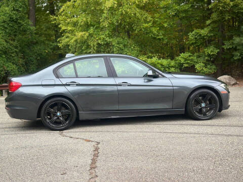 2014 BMW 3 Series 320i