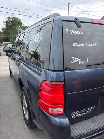 2005 Ford Explorer XLT
