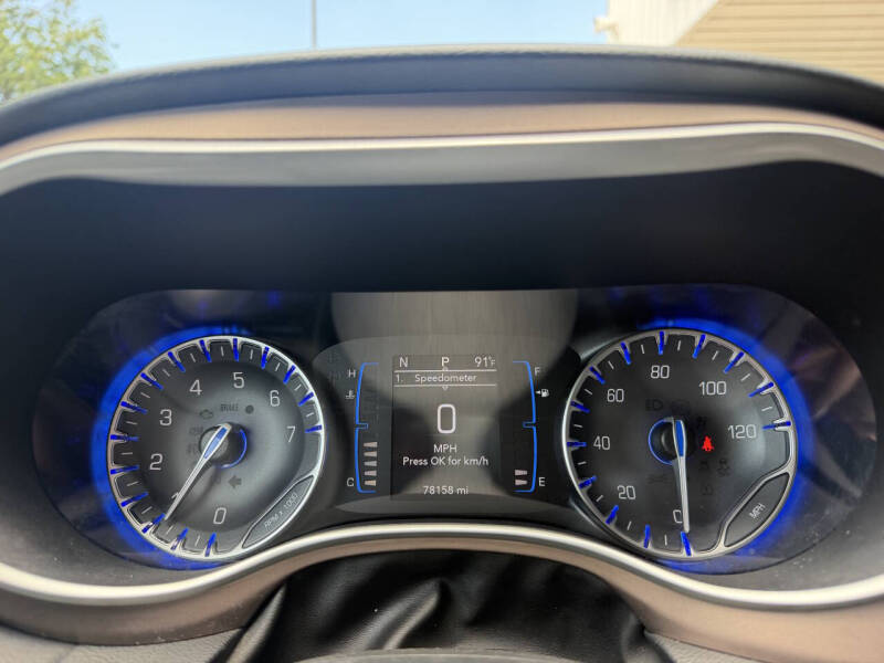 2017 Chrysler Pacifica Touring